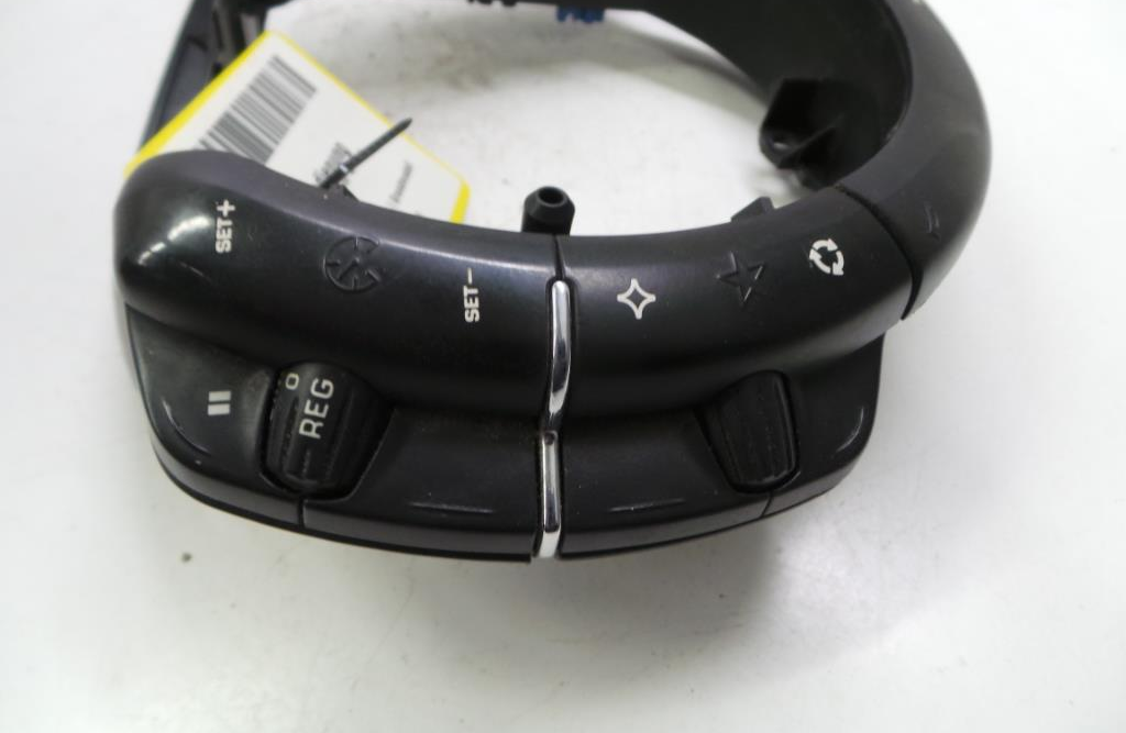 Citroen C4 5-trg. Bj.06 Lenkradbedienung Schalter Lenkrad 96497903XT VALEO